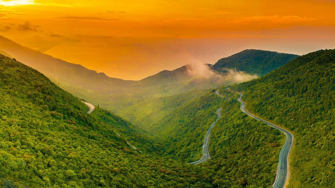 Những Cung Đường Roadtrip Đẹp Ở Việt Nam - Đi Một Lần Là Muốn Xách Ba Lô Đi Tiếp